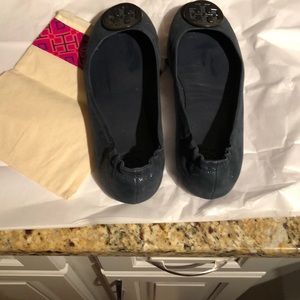 🦃NWOT Authentic Tory Burch Flats
